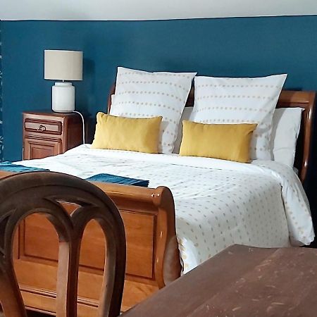 Sharecroppers Cottage With Swimming Pool Pageas Luaran gambar