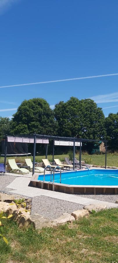 Sharecroppers Cottage With Swimming Pool Pageas Luaran gambar