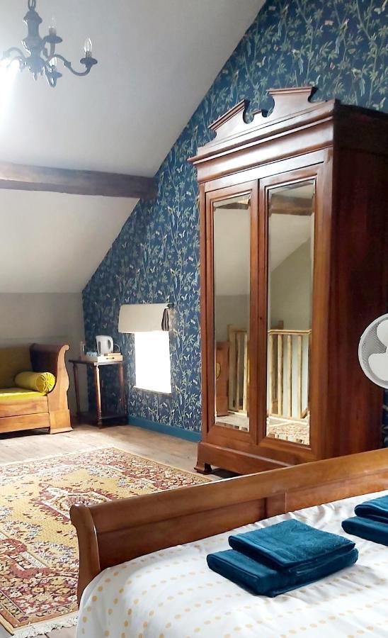 Sharecroppers Cottage With Swimming Pool Pageas Luaran gambar